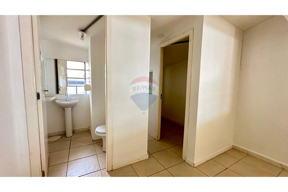 Cj. Comercial/ Sala - Alugar - Passo Fundo , Rio Grande do Sul - WhatsApp Image 2025-02-03 at 10.56.38 (16).jpeg - 610271098-10