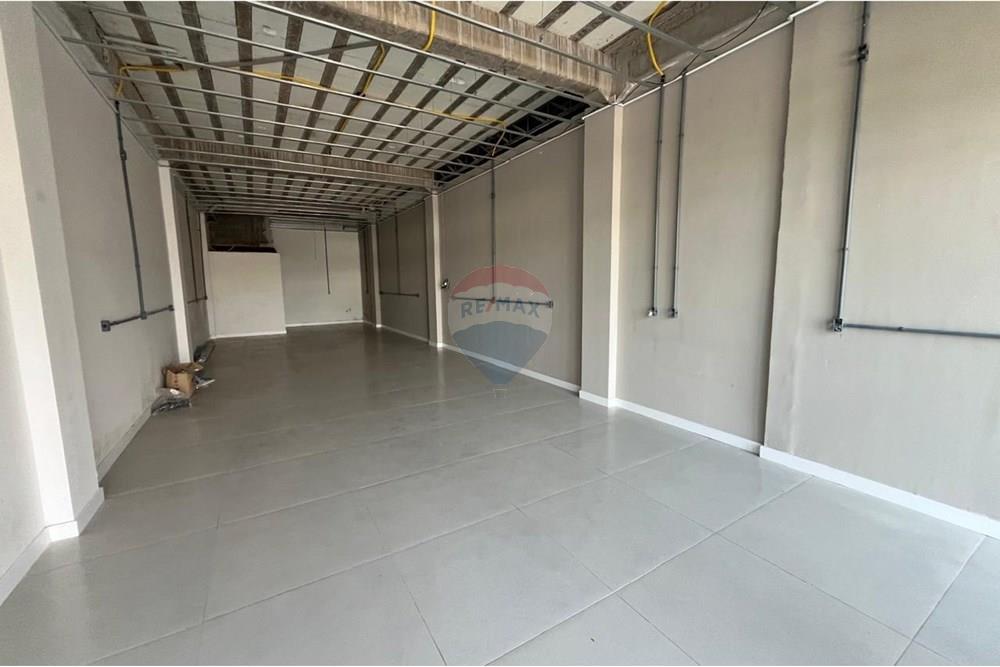 Ponto Comercial/ Loja - Alugar - Santa Maria , Rio Grande do Sul - WhatsApp Image 2025-05-12 at 16.50.13 (3).jpeg - 610451013-19