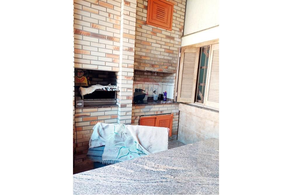 Casa - Venda - Cachoeirinha , Rio Grande do Sul - WhatsApp Image 2025-05-05 at 14.05.32.jpeg - 612551062-61