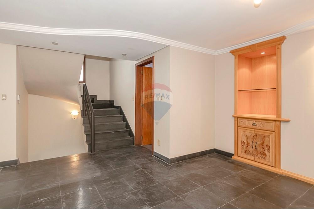 Casa - Venda - Porto Alegre , Rio Grande do Sul - Aceso ao andar de cima.jpg - 612521076-7