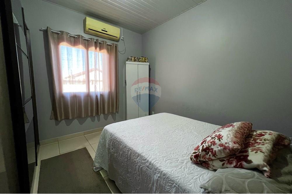 Residential - ਅਲੱਗ ਥਲੱਗ ਬਣਿਆ ਹੋਇਆ ਘਰ - Sapiranga , Rio Grande do Sul - BR - Quarto 1 2.jpg - ਮਾਸਟਰ ਬੈੱਡਰੂਮ - 610461003-25