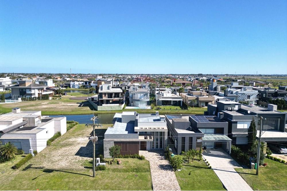 Casa de Condomínio - Venda - Xangri-lá , Rio Grande do Sul - WhatsApp Image 2025-09-12 at 18.45.36 (3).jpeg - 612671062-10