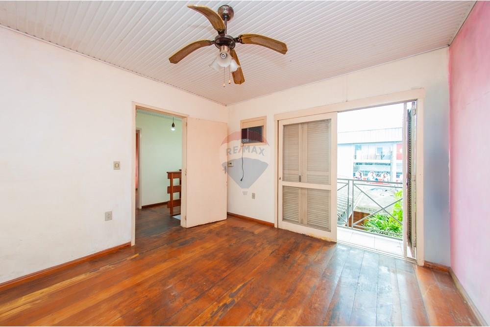Casa - Venda - Montenegro , Rio Grande do Sul - DORMITÓRIO COM SACADA SUPERIOR.jpg - Quarto principal - 610091023-46