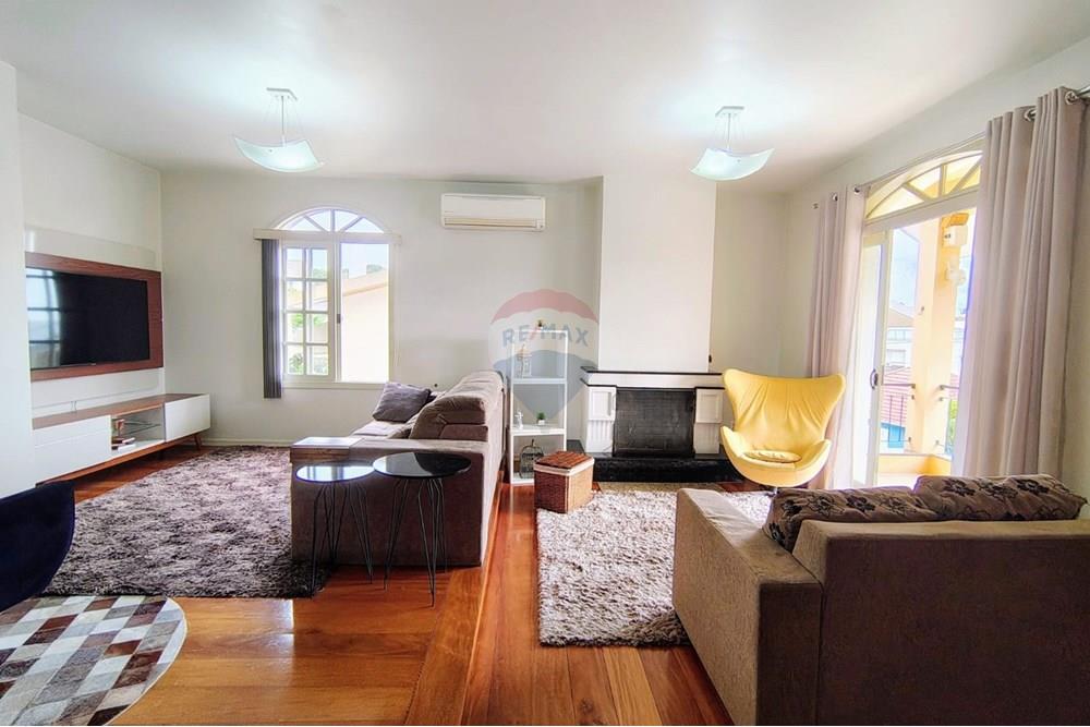 Casa - Venda - Garibaldi , Rio Grande do Sul - WhatsApp Image 2025-12-28 at 23.28.09.jpeg - Sala de estar - 610331038-49