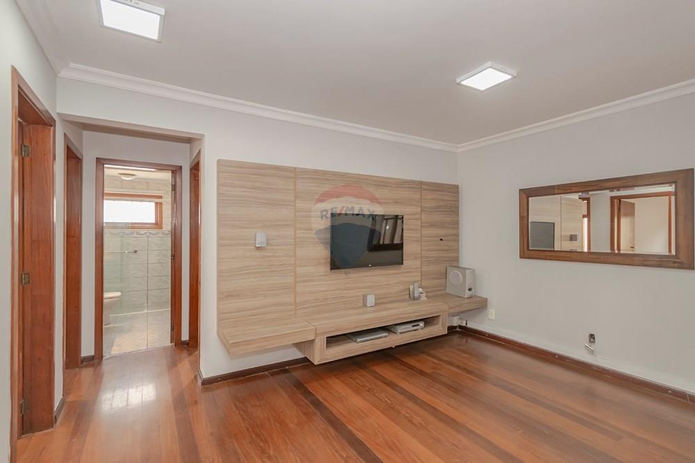 Casa - Venda - Porto Alegre , Rio Grande do Sul - 0646-579 (34).jpg - 612491053-54