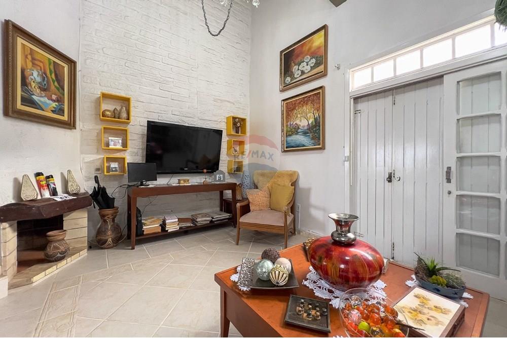 Sobrado - Venda - Xangri-lá , Rio Grande do Sul - Imagem do WhatsApp de 2025-07-22 à(s) 12.24.34_1a6c233f.jpg - Sala de estar - 612671063-7