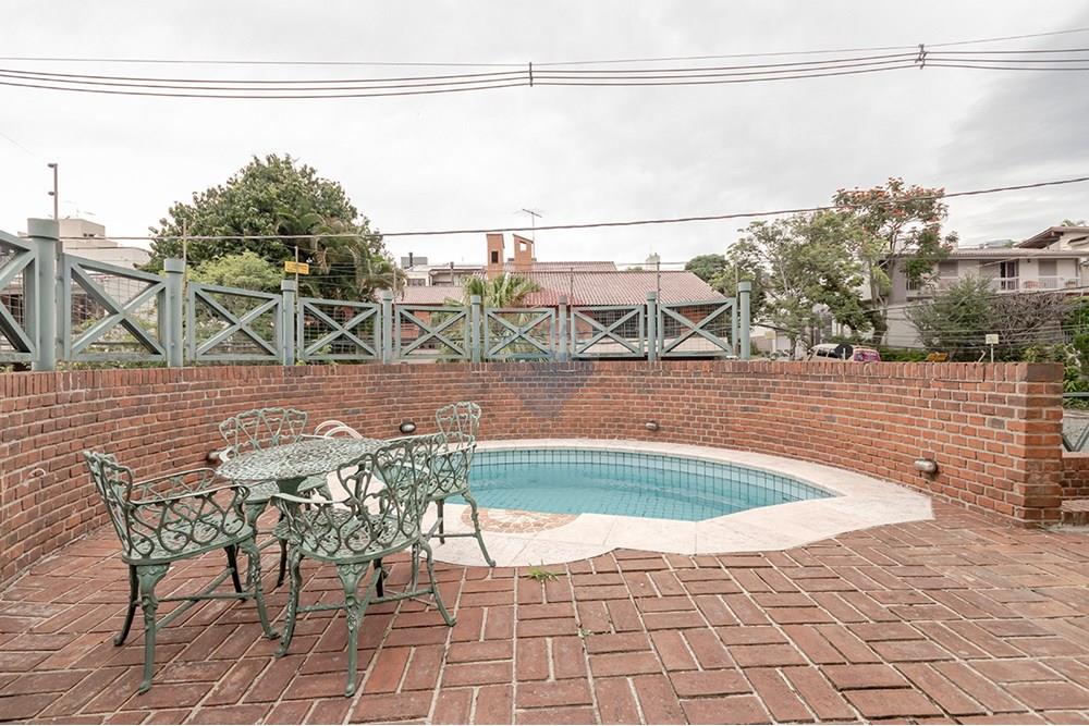Casa - Venda - Porto Alegre , Rio Grande do Sul - Piscina.jpg - 612521076-7