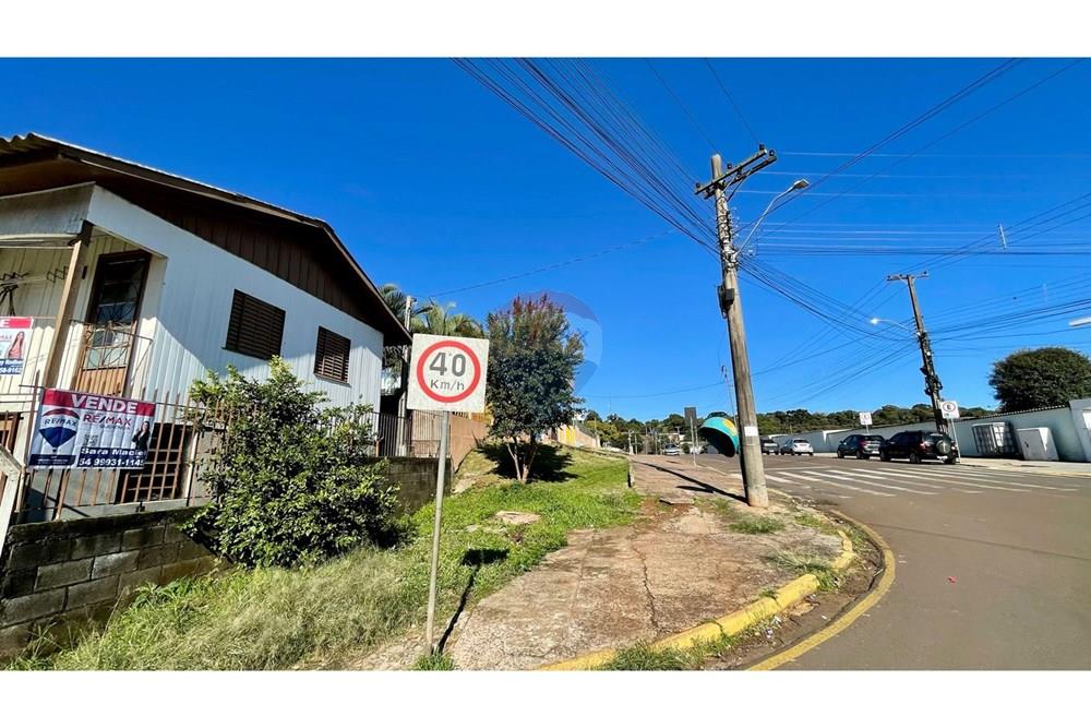 Casa - Venda - Erechim , Rio Grande do Sul - WhatsApp Image 2025-07-01 at 16.35.33 (1).jpeg - 612761048-35