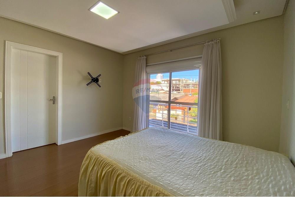 Casa - Venda - Passo Fundo , Rio Grande do Sul - WhatsApp Image 2025-05-02 at 14.59.02.jpeg - 610271094-13