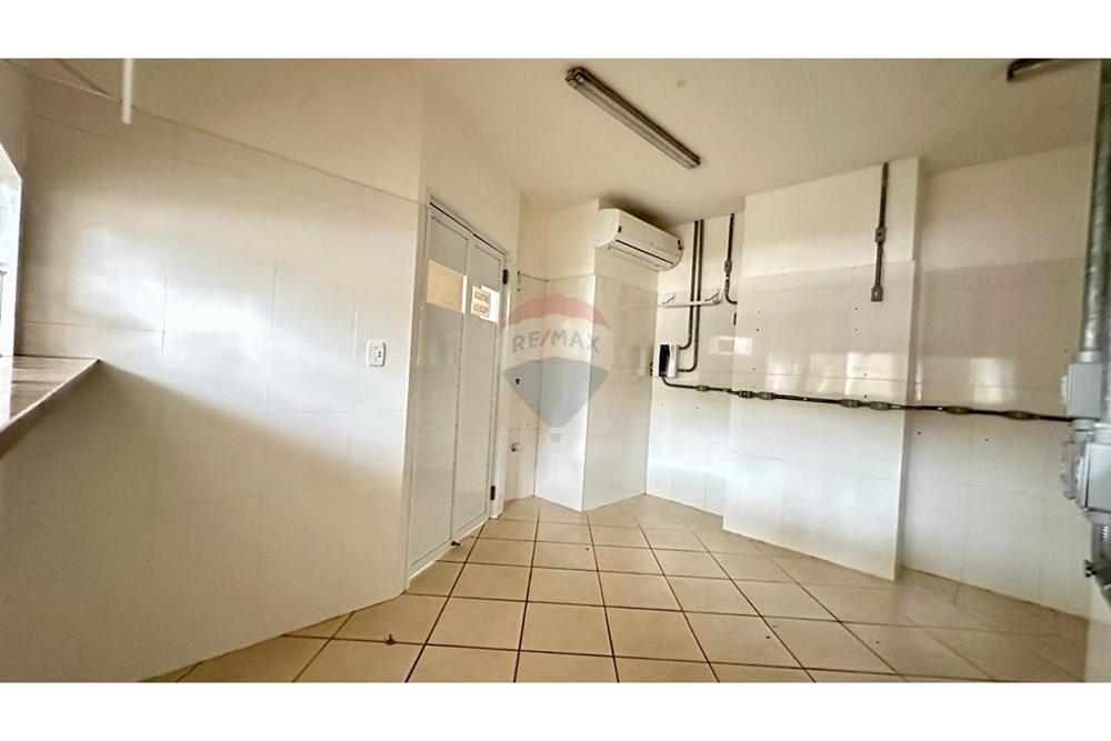 Cj. Comercial/ Sala - Alugar - Passo Fundo , Rio Grande do Sul - WhatsApp Image 2025-02-03 at 10.56.38 (22).jpeg - 610271098-10