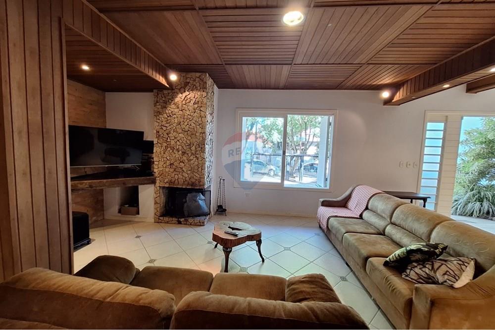 Casa - Venda - Santa Maria , Rio Grande do Sul - WhatsApp Image 2026-03-27 at 14.58.44 (1).jpeg - 610451046-9