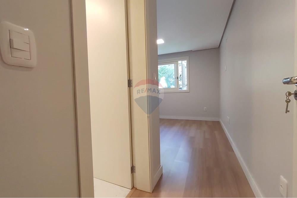 Casa - Venda - Gramado , Rio Grande do Sul - WhatsApp Image 2026-04-01 at 10.16.27 (1).jpeg - 610131041-92