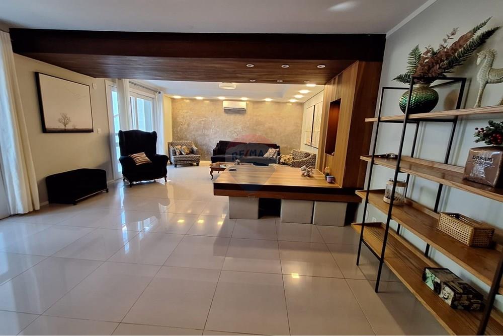 Casa - Venda - Santa Maria , Rio Grande do Sul - WhatsApp Image 2026-03-27 at 14.58.42 (3).jpeg - 610451046-9