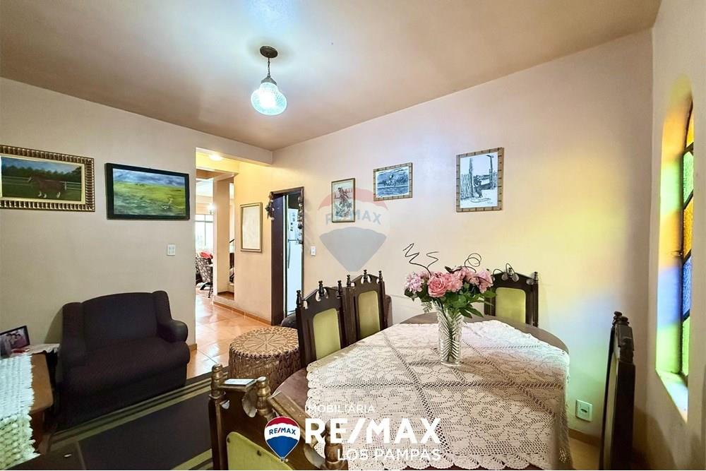 Sobrado - Venda - São Gabriel , Rio Grande do Sul - 0748337d-4ca2-44d8-baf8-674f25dc81a0.jpeg - 612631037-7