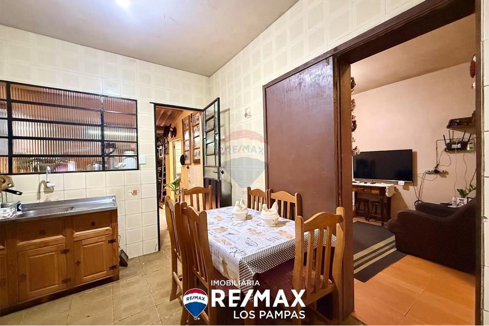 Sobrado - Venda - São Gabriel , Rio Grande do Sul - 5d7e6ff5-f0f7-4573-89f2-8ac61b859f59.jpeg - 612631037-7