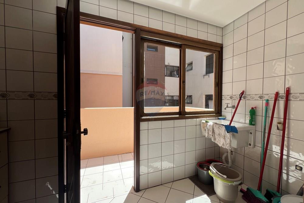 Apartamento - Venda - Caxias do Sul , Rio Grande do Sul - IMG_6141.JPG - 610301082-1