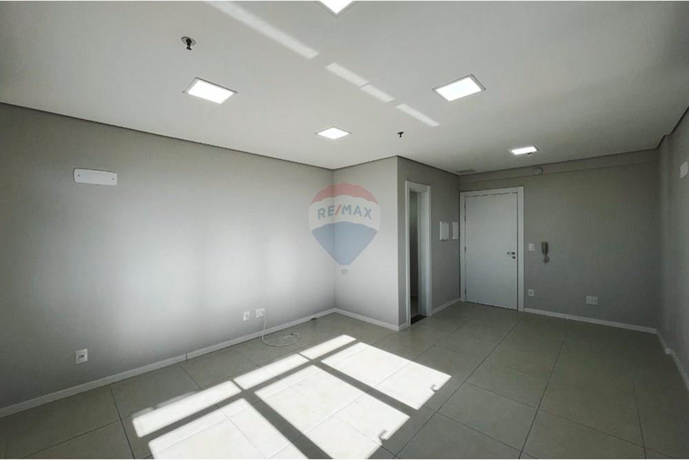 Cj. Comercial/ Sala - Alugar - Passo Fundo , Rio Grande do Sul - WhatsApp Image 2025-06-25 at 17.40.18 (1).jpeg - 610271045-1205