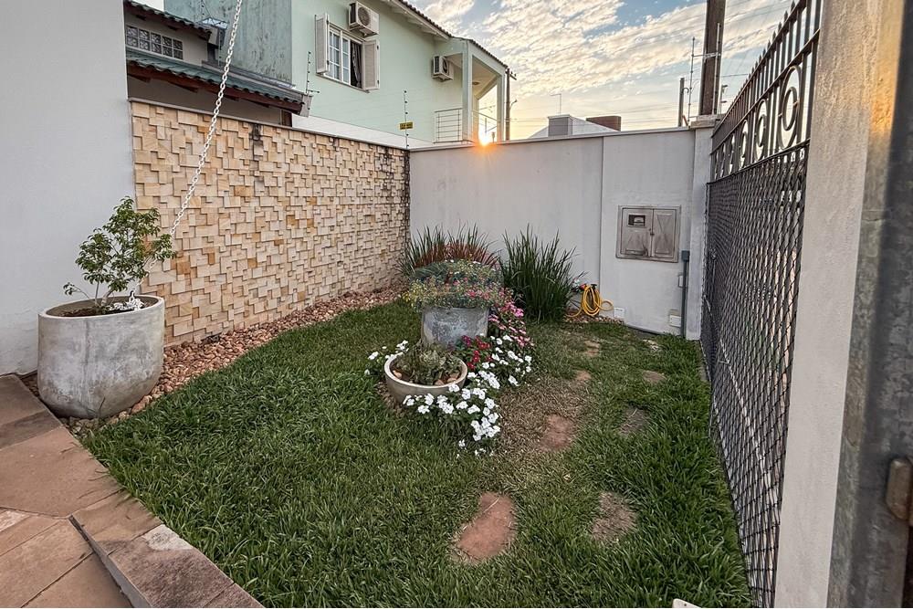 Sobrado - Venda - Canoas , Rio Grande do Sul - IMG_1874.jpg - 612651021-40