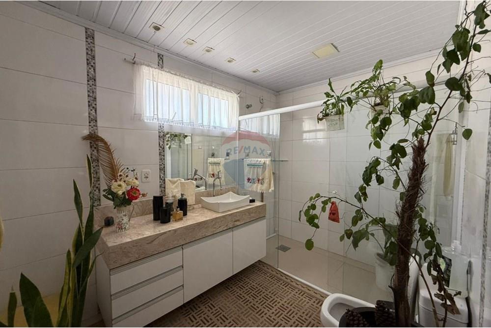 Casa - Venda - Passo Fundo , Rio Grande do Sul - WhatsApp Image 2025-11-05 at 11.31.53(4).jpeg - 610271100-3