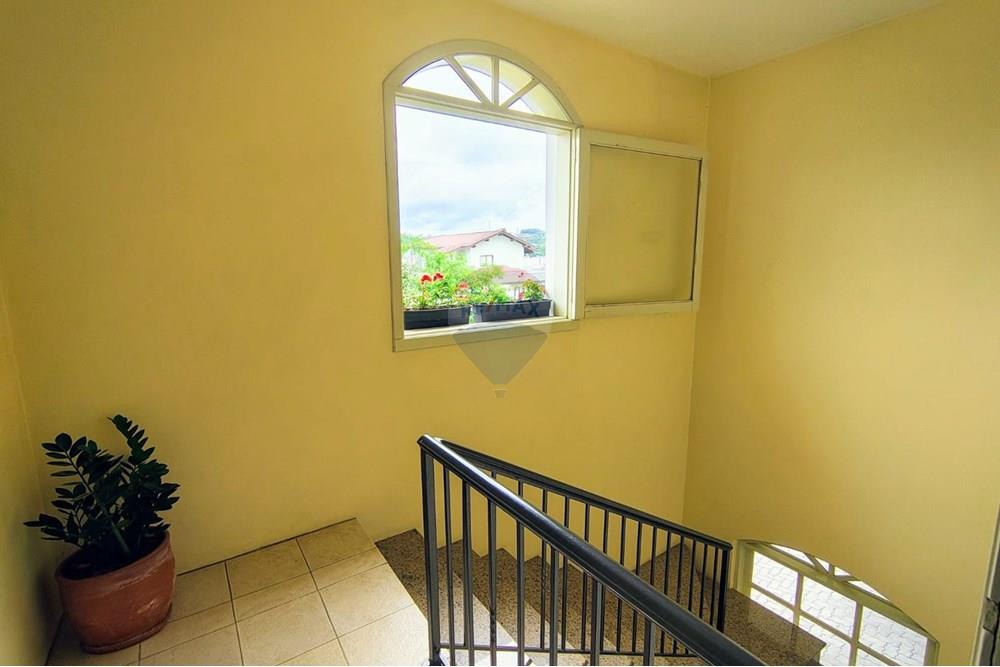 Casa - Venda - Garibaldi , Rio Grande do Sul - WhatsApp Image 2025-12-28 at 21.34.19.jpeg - Corredor - 610331038-49