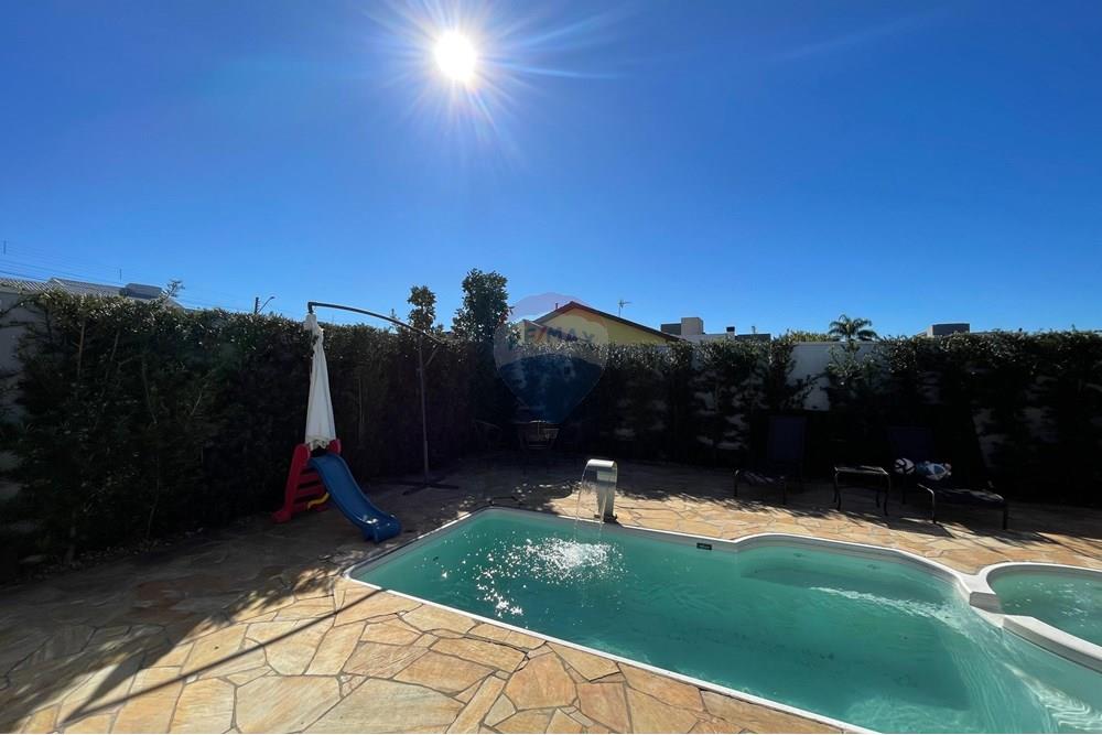 Casa - Venda - Erechim , Rio Grande do Sul - WhatsApp Image 2025-09-15 at 22.30.48.jpeg - 612761010-58