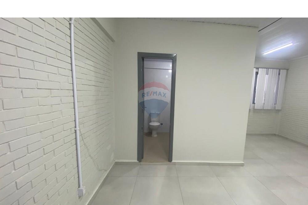 Cj. Comercial/ Sala - Alugar - Passo Fundo , Rio Grande do Sul - WhatsApp Image 2025-06-27 at 15.11.29 (15).jpeg - 612721018-111