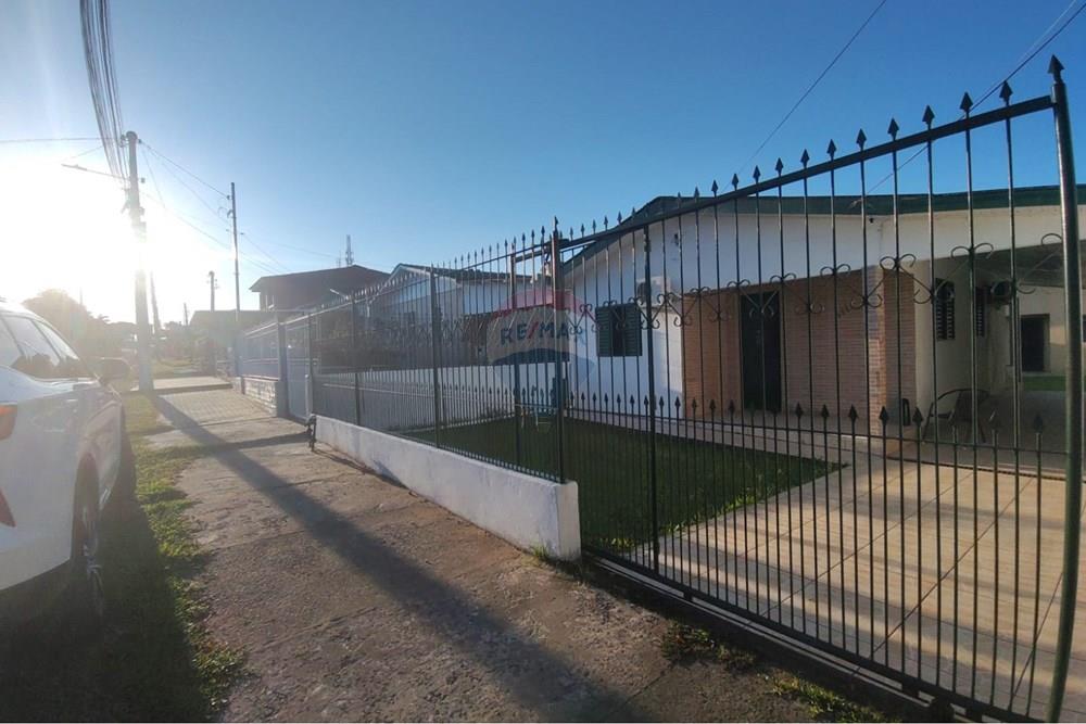 Casa - Alugar - Santa Maria , Rio Grande do Sul - 1f920f35-0d79-4056-be40-94c83bb48db0.jpg - 610471055-41