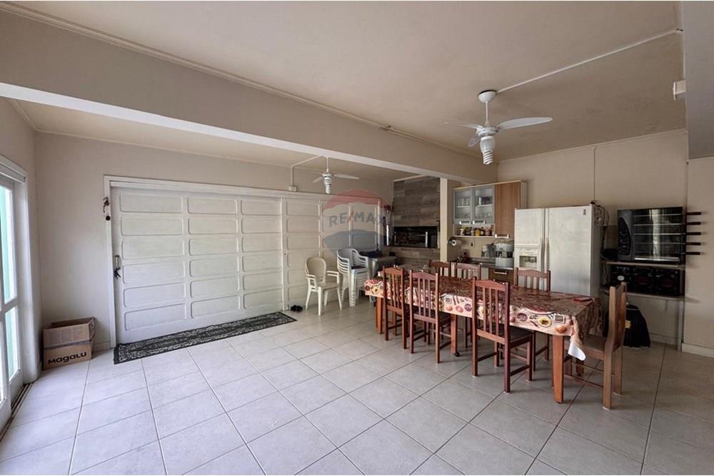 Casa - Venda - Capão da Canoa , Rio Grande do Sul - 7b6af9be-cbbe-4b2b-9a82-2c09537dec95.jpeg - 612711040-18