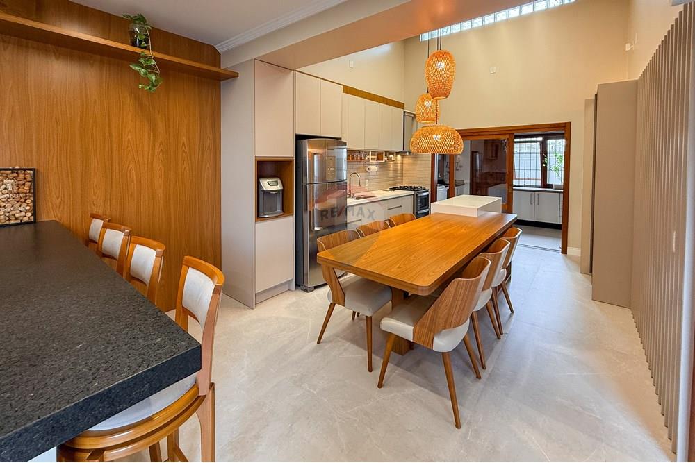 Sobrado - Venda - Canoas , Rio Grande do Sul - IMG_1763.jpg - 612651021-40