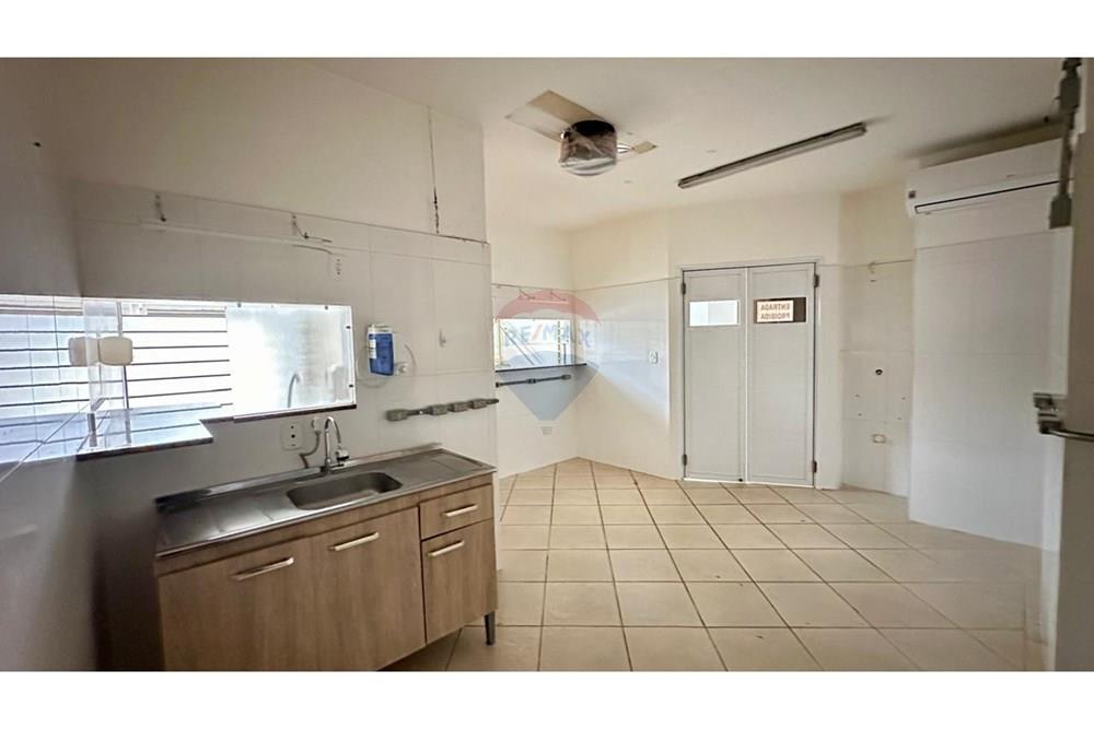 Cj. Comercial/ Sala - Alugar - Passo Fundo , Rio Grande do Sul - WhatsApp Image 2025-02-03 at 10.56.38 (7).jpeg - 610271098-10