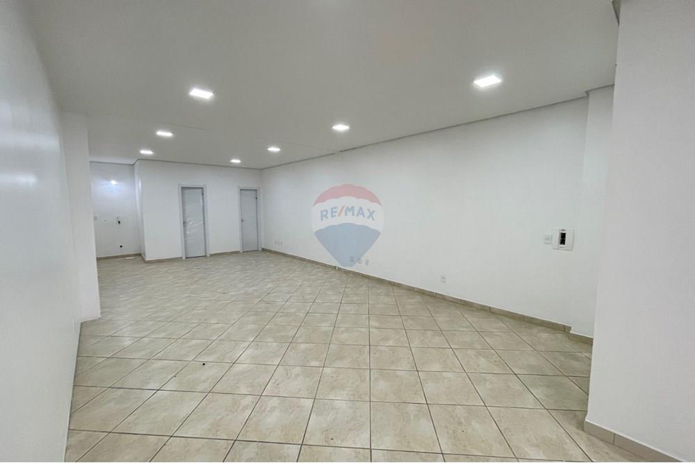 Ponto Comercial/ Loja - Alugar - Passo Fundo , Rio Grande do Sul - ee9769f7-1089-40d2-b162-b9c021a0fda7 (1).jpg - 610271045-1070