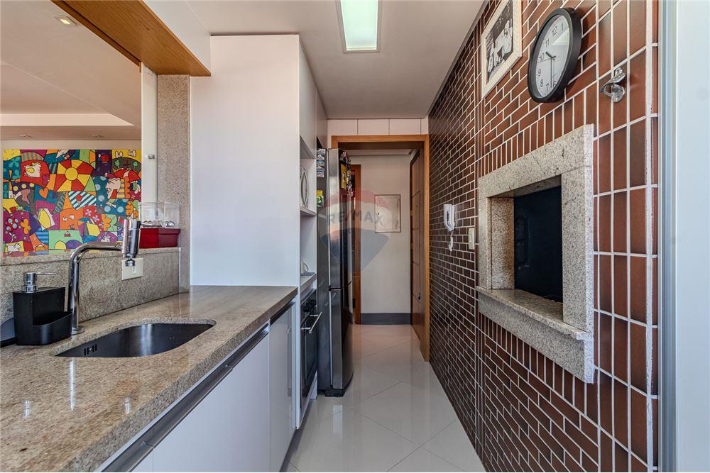 Residential - कोंडो/अपार्टमेंट - Porto Alegre , Rio Grande do Sul - BR - 7 - 612481068-192