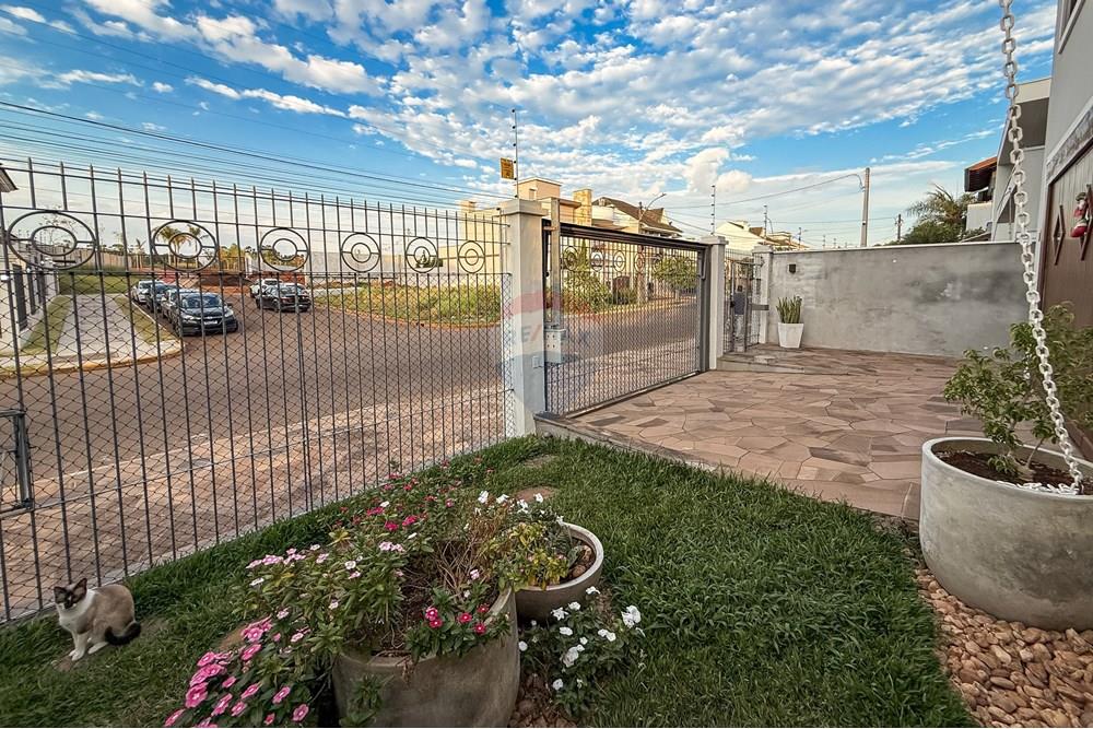 Sobrado - Venda - Canoas , Rio Grande do Sul - IMG_1877.jpg - 612651021-40