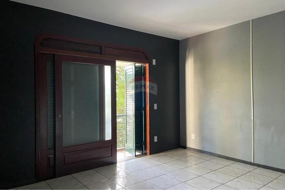 Casa - Alugar - Santa Maria , Rio Grande do Sul - fd8d9015-53bd-439c-a6a4-3c627fa1f0a1.jpg - 610471055-42