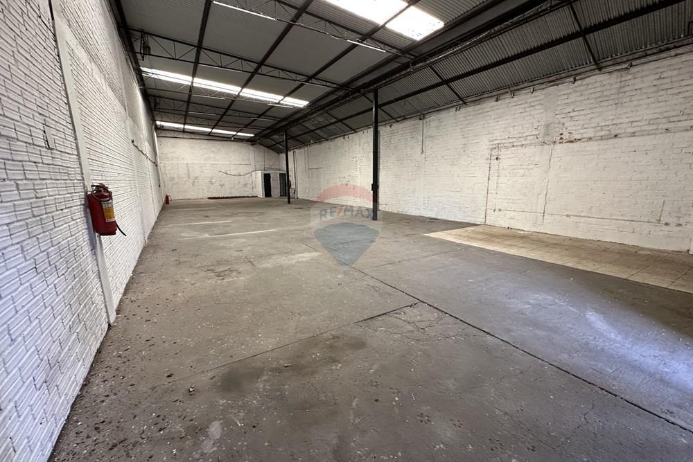 Galpão - Venda - Canoas , Rio Grande do Sul - IMG_6198.HEIC (1).jpg - 610241042-6