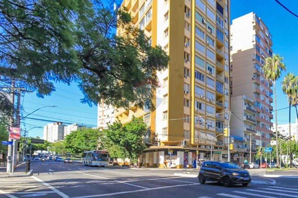 Apartamento - Venda - Porto Alegre , Rio Grande do Sul - WhatsApp Image 2025-09-30 at 12.15.31.jpeg - Fachada - 610371026-1