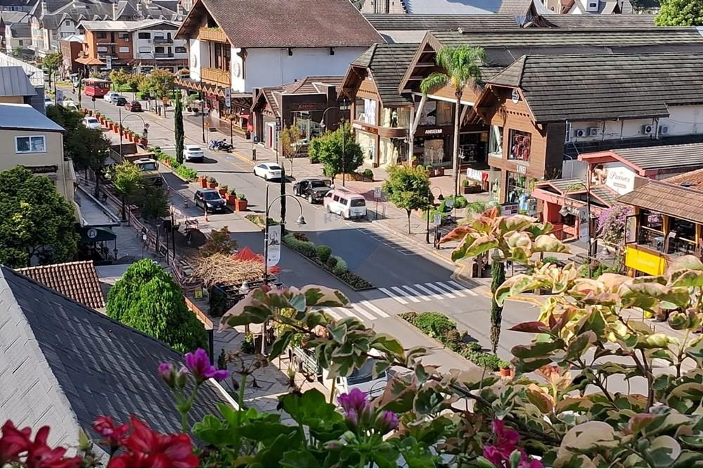 Apartamento - Venda - Gramado , Rio Grande do Sul - de00a444-ab78-4f2e-9322-febd355402f0.jpeg - 610131005-28