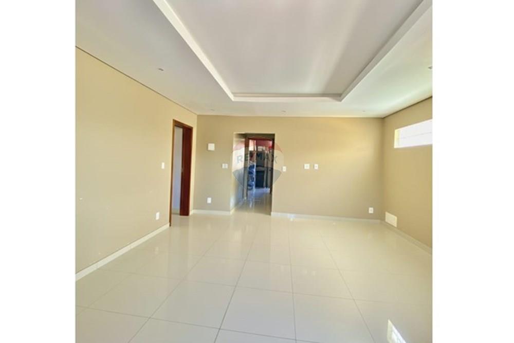 Casa - Venda - São Gabriel , Rio Grande do Sul - WhatsApp Image 2025-11-13 at 16.32.28 (11).jpeg - 612631045-25