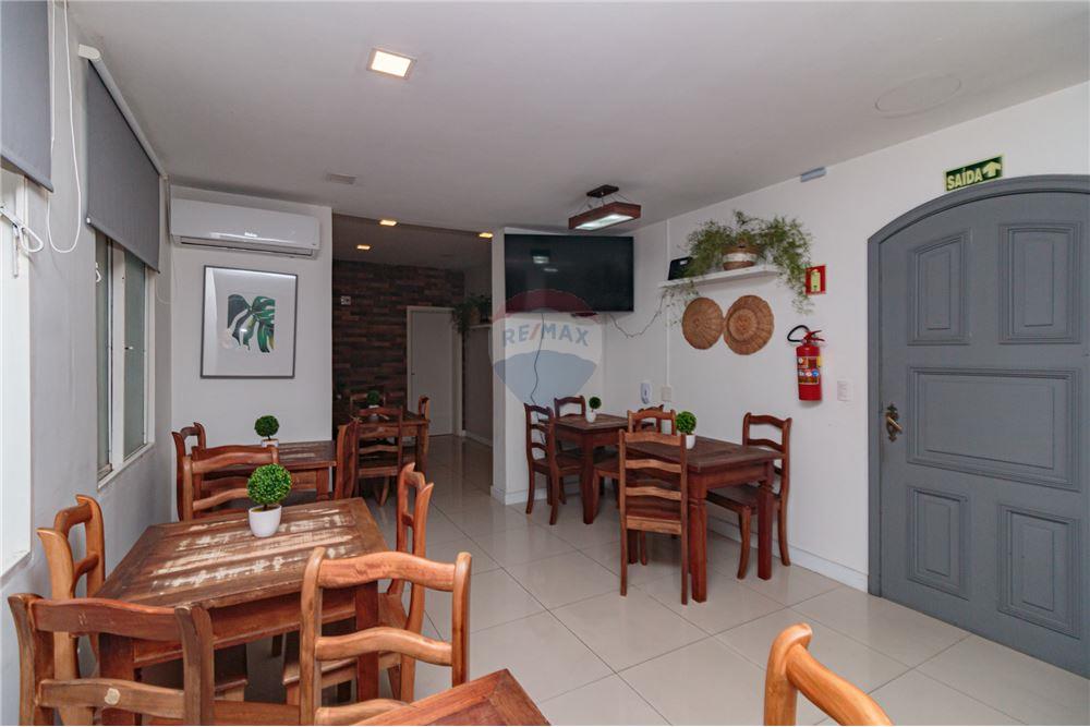 Apartamento - Venda - Porto Alegre , Rio Grande do Sul - Salão com ar condicionado - 610221018-121