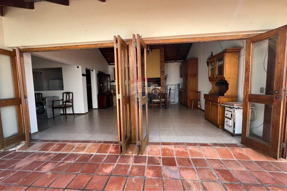 Casa - Venda - Porto Alegre , Rio Grande do Sul - WhatsApp Image 2026-04-01 at 16.46.28 (2).jpeg - 612541001-252