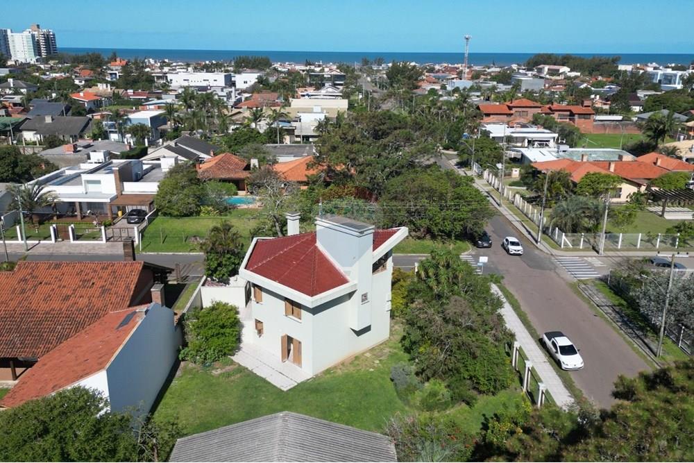 Casa - Venda - Xangri-lá , Rio Grande do Sul - 5e5eef78-c15d-45bf-b3f2-56847b9e6d30.jpeg - 612731020-22