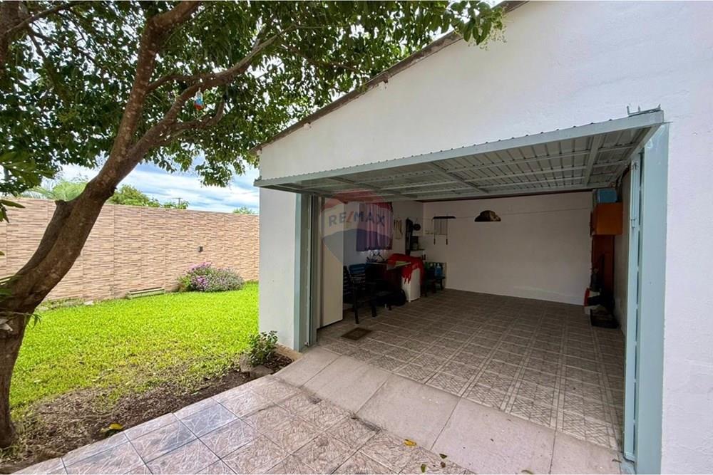 Casa - Venda - São Gabriel , Rio Grande do Sul - 44e4a29f-c88d-4fc8-b1db-2b92dce3f2db.jpg - 612631028-30