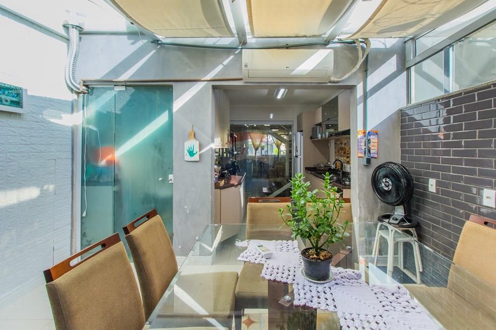 Sobrado - Venda - Canoas , Rio Grande do Sul - Rua Dr Tancredo neves, 160 sobrado 152 Vila Flora (21).jpg - 612651049-49