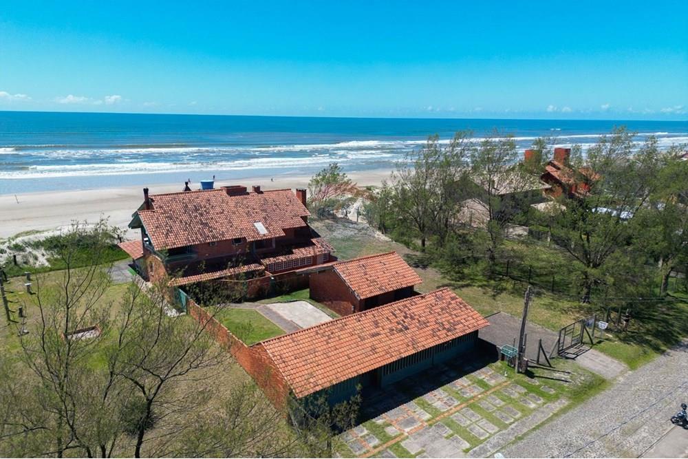 Sobrado - Venda - Capão da Canoa , Rio Grande do Sul - WhatsApp Image 2025-12-09 at 18.59.45 (1).jpeg - 612671074-61