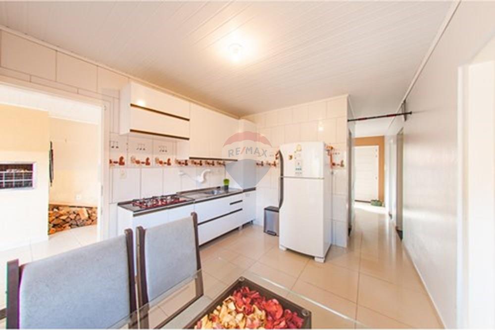 Casa - Venda - Montenegro , Rio Grande do Sul - cozinha com a geladeira.jpg - 610091005-83