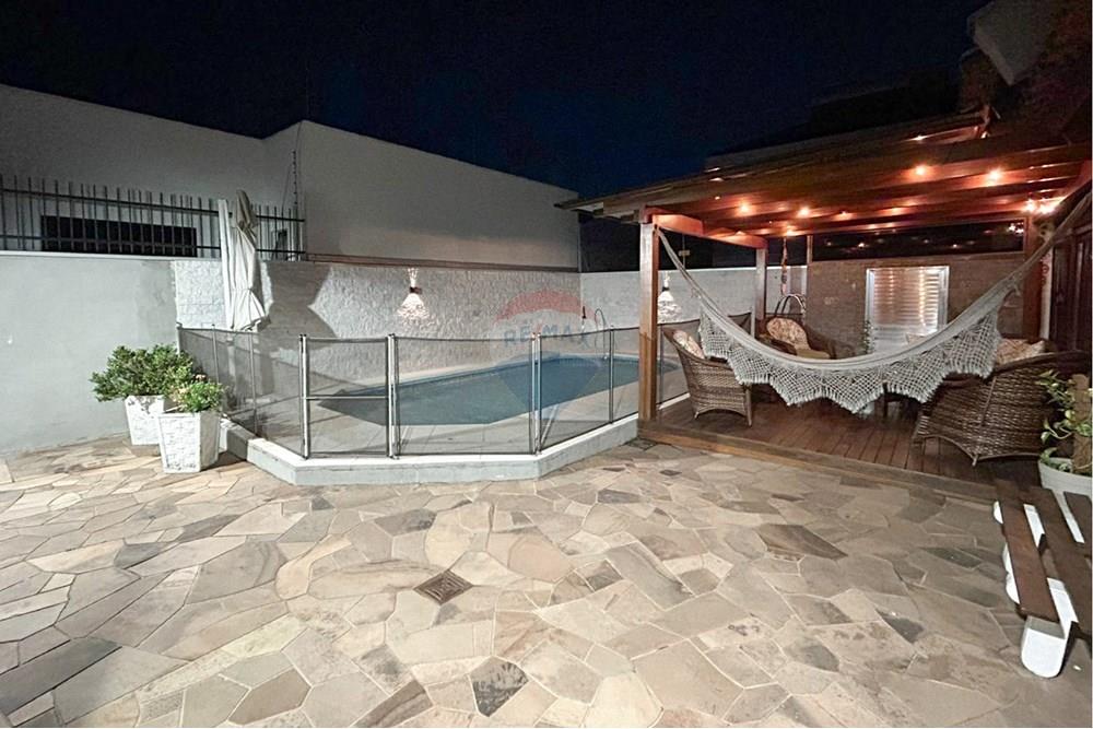 Sobrado - Venda - Canoas , Rio Grande do Sul - c69f66d2-d6f4-4aea-a084-f8d1ed7d1d85.jpg - 612651021-40