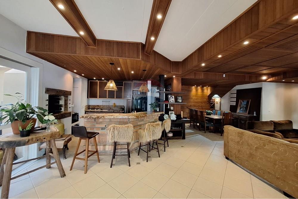 Casa - Venda - Santa Maria , Rio Grande do Sul - WhatsApp Image 2026-03-27 at 14.58.46 (3).jpeg - 610451046-9