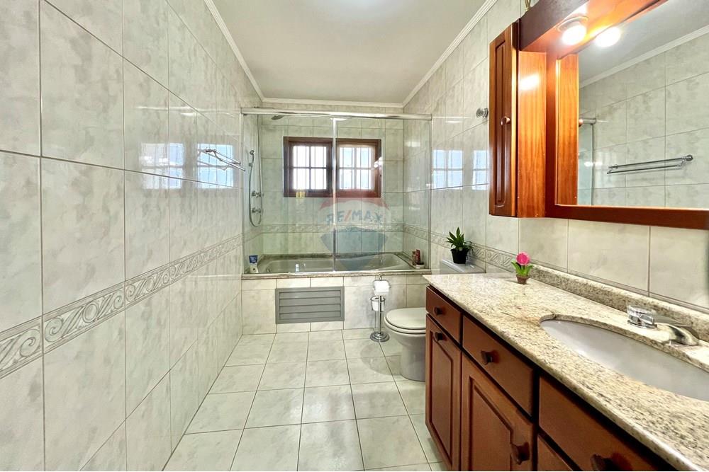 Sobrado - Venda - Canoas , Rio Grande do Sul - IMG_2148.JPG - Banheiro - 610241030-57