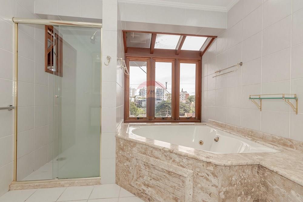 Casa - Venda - Porto Alegre , Rio Grande do Sul - 0646-579 (31).jpg - 612491053-54