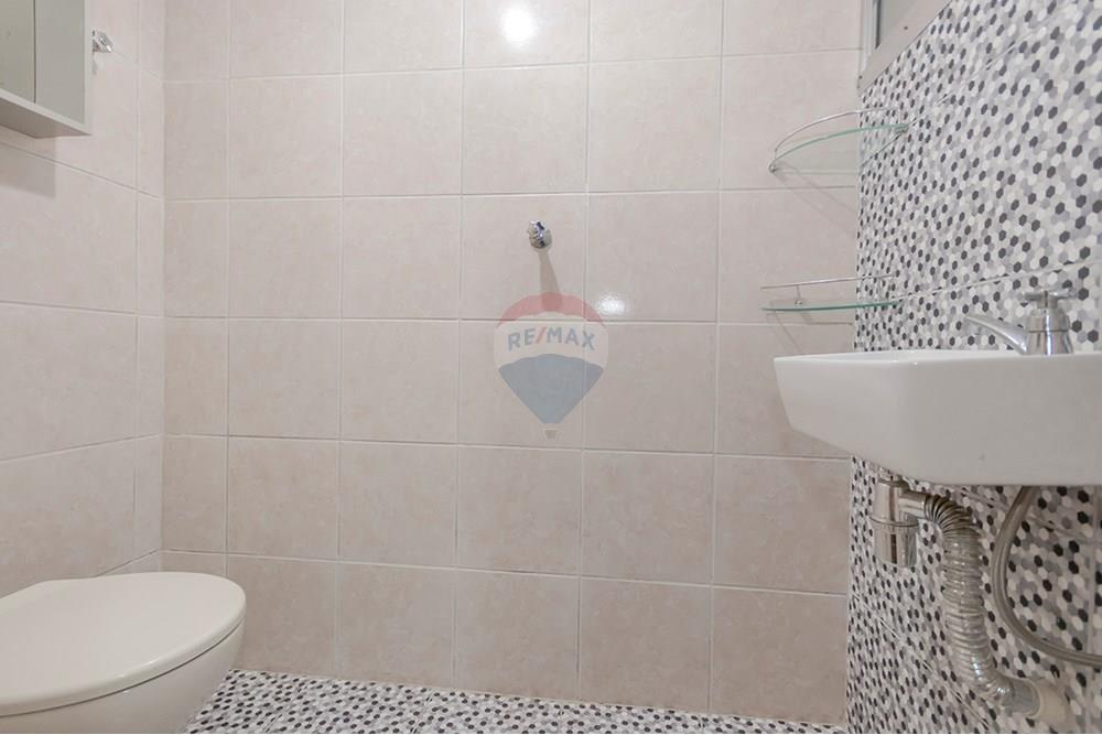 Apartamento - Venda - Porto Alegre , Rio Grande do Sul - Lavabo 1.jpg - 612521076-2